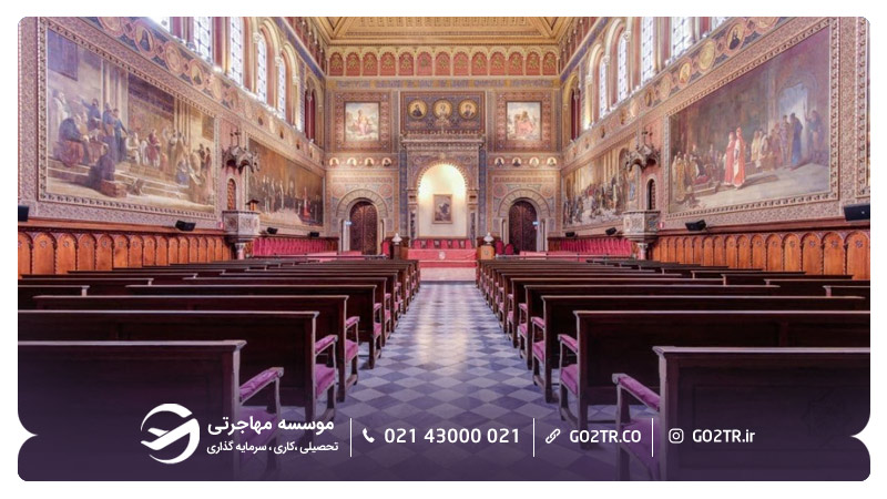 کلیسای تاریخی دانشگاه بارسلونا