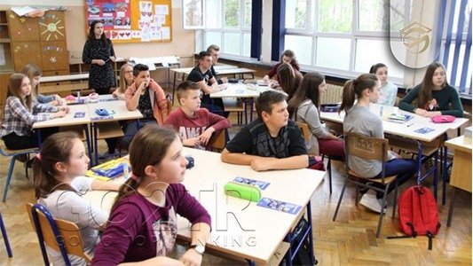 مدارس بومی، بین المللی و ایرانی در کرواسی